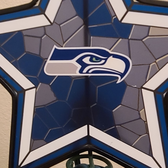 NFL Seahawks Christmas Tree Star Topper - Picture 3 of 9